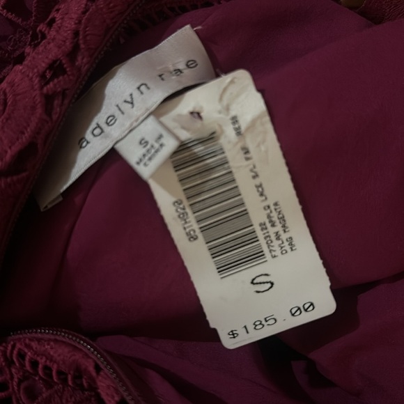 NWT Adelyn Rae Dylan applique lace dress magenta size small - Picture 10 of 10